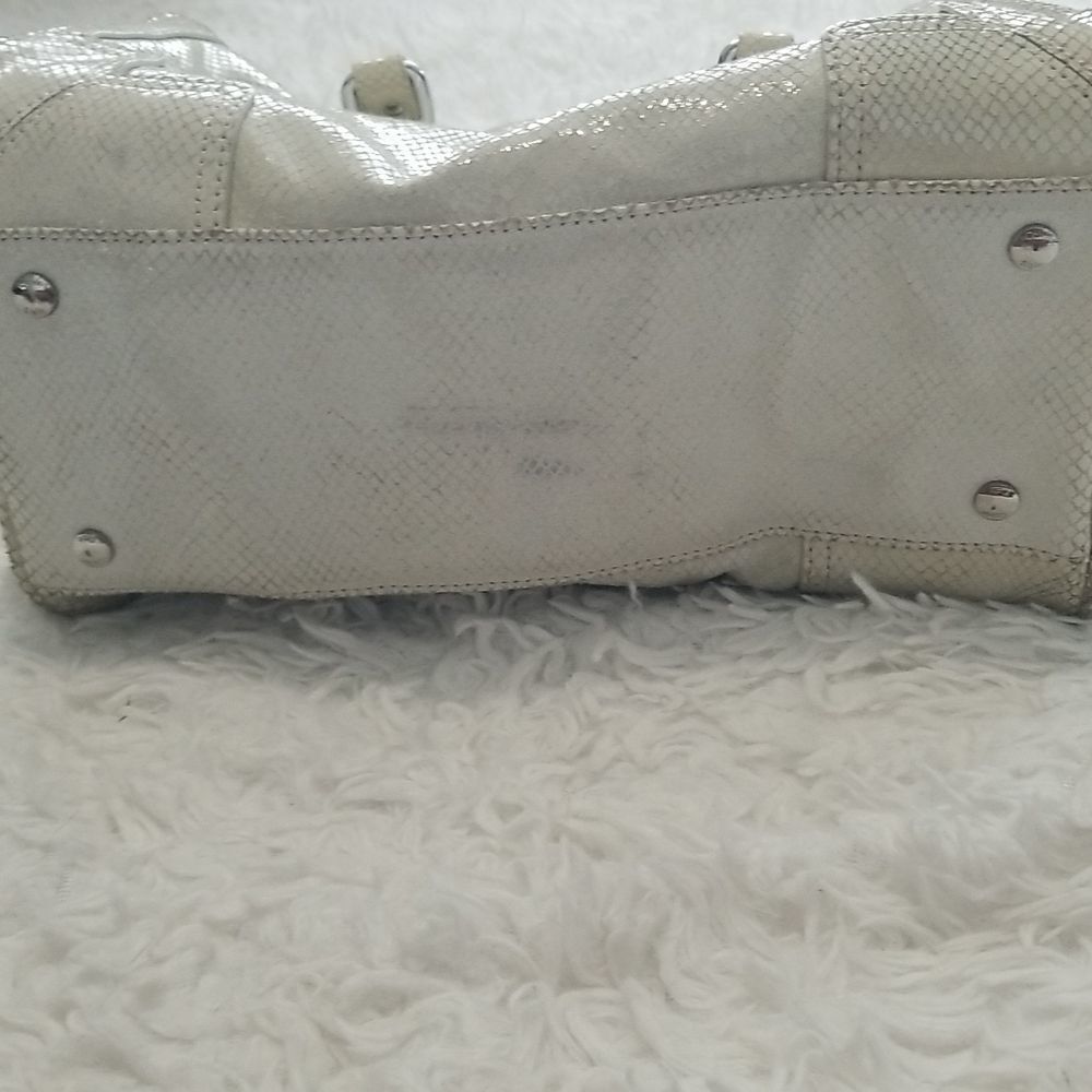 Calvin Klein Cream Handbag Sz Medium - Picture 6 of 10